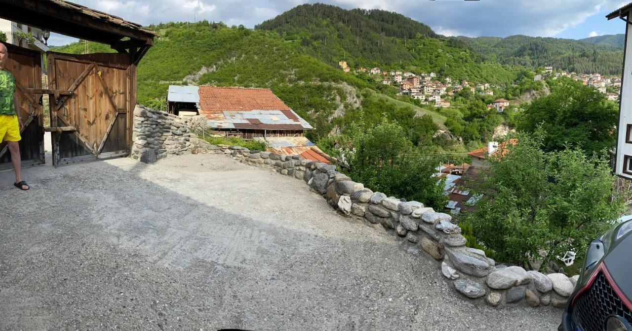 Hotel Къща Дьовлень/House Dyovlen Devín Zewnętrze zdjęcie